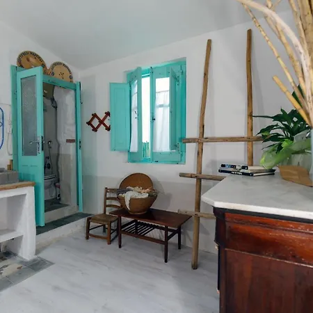 Limolo Bed & Breakfast 3*